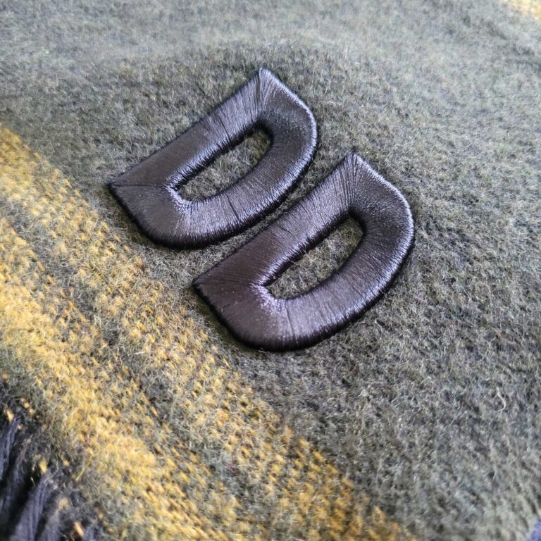 3д вишивка логотипів